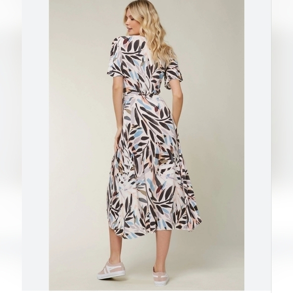 O’Neill Carina Wrap Leaf Print Multi Colored Midi Dress, sz Medium - Picture 3 of 15